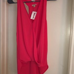 Fuchsia razorback top